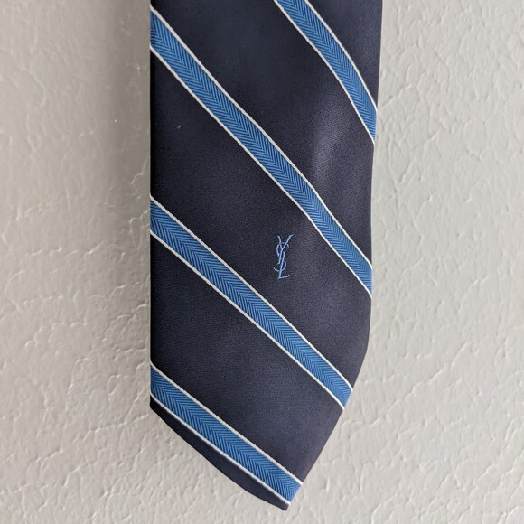 Yves Saint Laurent Men's Neck Tie Blue on Blue Stripe - Picture 4 of 4